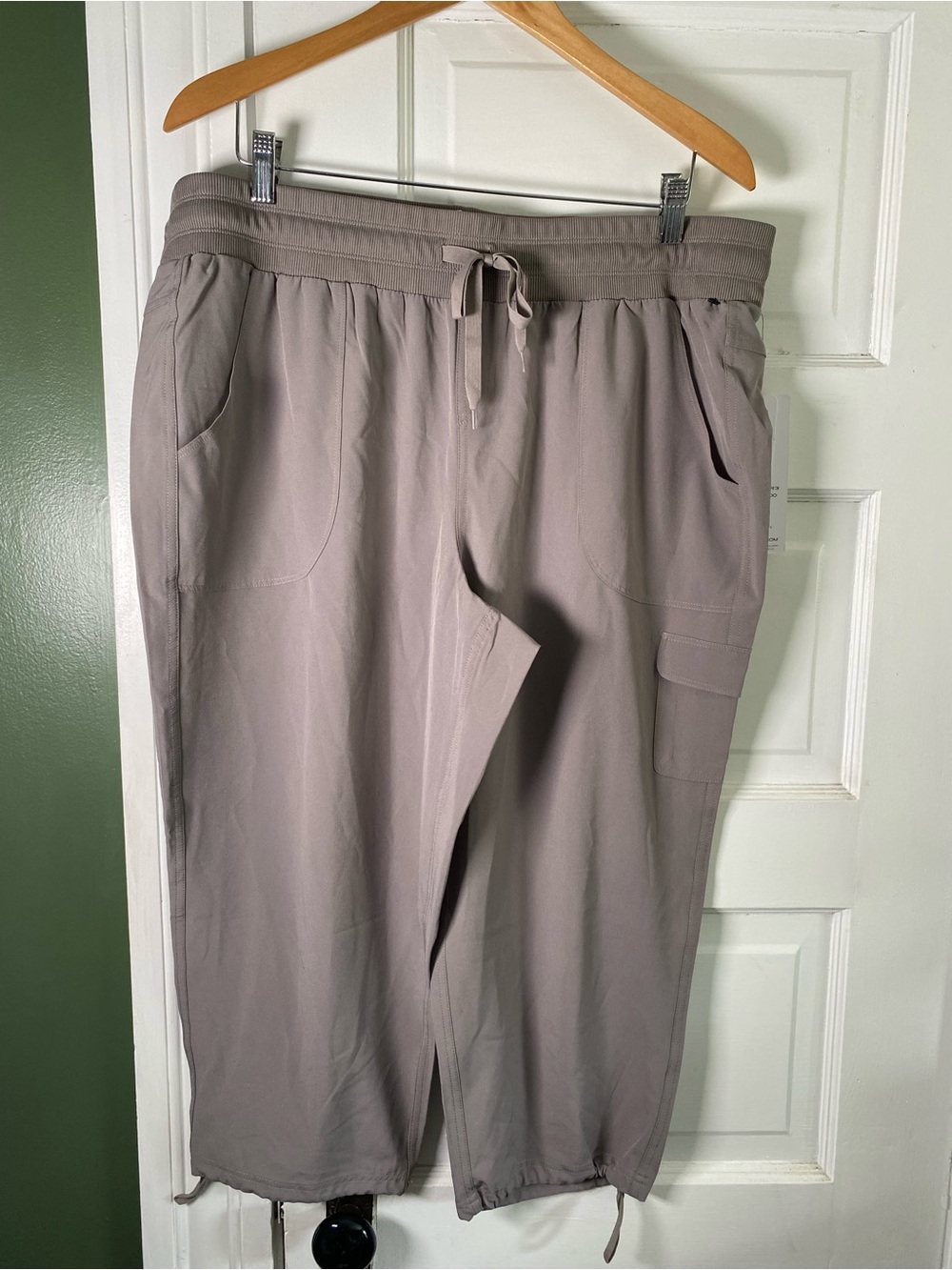 RBX Women's Taupe Drawstring Cargo Capris